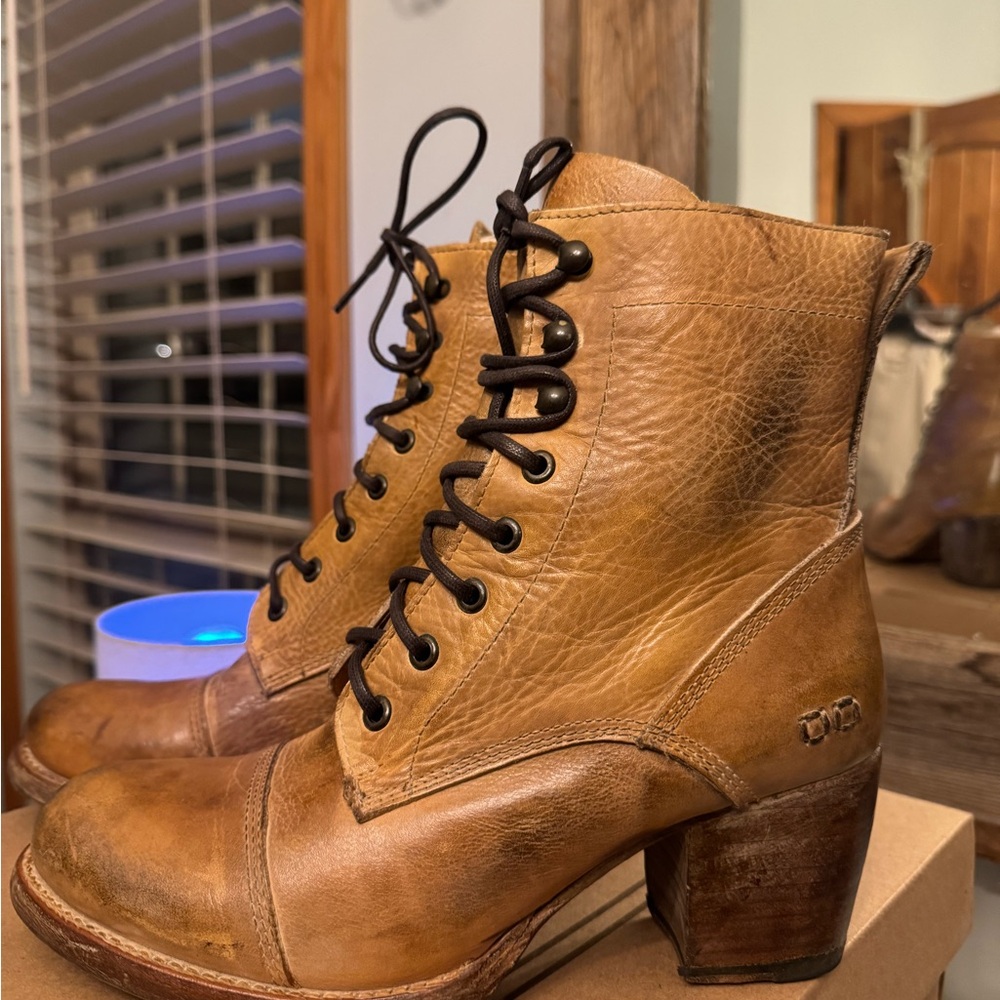 Bed Stu Judgement. Brand New. These are hard to find.  LABOR DAY SALE! - Picture 2 of 2